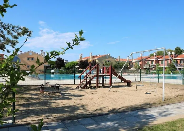 Terraced House With Private Garden Bibione